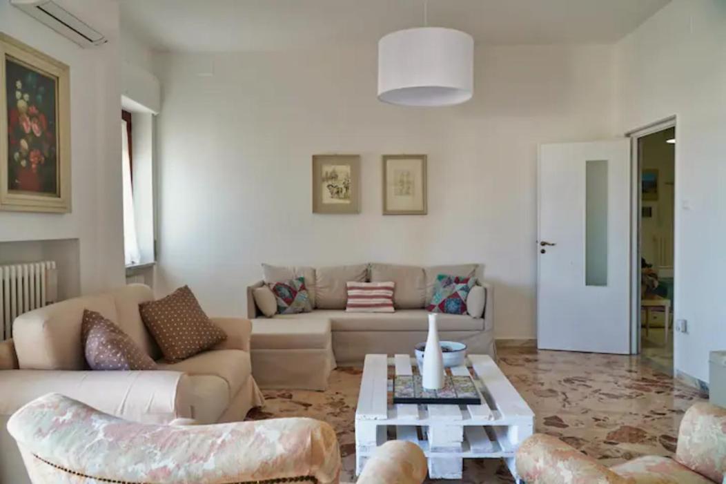 Casa Levante Монополи Экстерьер фото